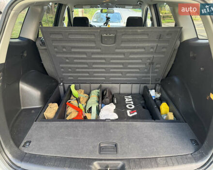 Серый Хендай Санта Фе, объемом двигателя 2.2 л и пробегом 290 тыс. км за 8700 $, фото 29 на Automoto.ua