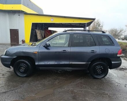 Сірий Хендай Санта Фе, об'ємом двигуна 2 л та пробігом 333 тис. км за 2000 $, фото 5 на Automoto.ua