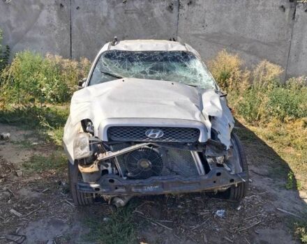 Сірий Хендай Санта Фе, об'ємом двигуна 2 л та пробігом 200 тис. км за 1500 $, фото 3 на Automoto.ua