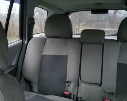 Серый Хендай Санта Фе, объемом двигателя 2 л и пробегом 300 тыс. км за 5700 $, фото 9 на Automoto.ua