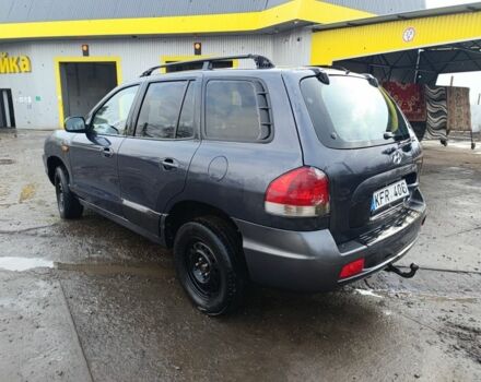 Сірий Хендай Санта Фе, об'ємом двигуна 2 л та пробігом 333 тис. км за 2000 $, фото 2 на Automoto.ua