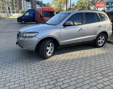 Серый Хендай Санта Фе, объемом двигателя 2.2 л и пробегом 290 тыс. км за 8700 $, фото 10 на Automoto.ua