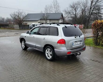 Серый Хендай Санта Фе, объемом двигателя 2 л и пробегом 300 тыс. км за 5700 $, фото 2 на Automoto.ua