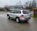 Серый Хендай Санта Фе, объемом двигателя 2 л и пробегом 300 тыс. км за 5700 $, фото 2 на Automoto.ua