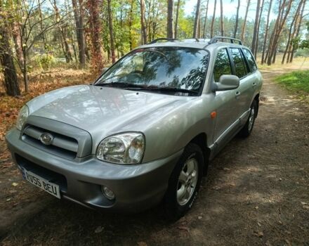 Серый Хендай Санта Фе, объемом двигателя 2 л и пробегом 290 тыс. км за 2650 $, фото 12 на Automoto.ua