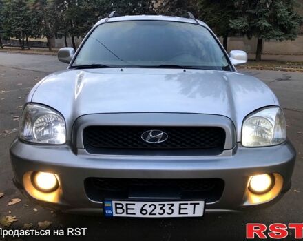 Серый Хендай Санта Фе, объемом двигателя 2 л и пробегом 278 тыс. км за 6850 $, фото 1 на Automoto.ua