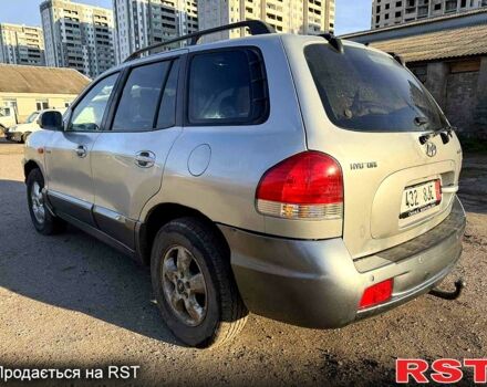 Серый Хендай Санта Фе, объемом двигателя 2 л и пробегом 290 тыс. км за 3500 $, фото 1 на Automoto.ua