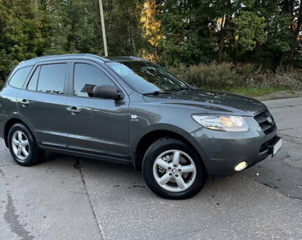 Сірий Хендай Санта Фе, об'ємом двигуна 2.19 л та пробігом 320 тис. км за 10000 $, фото 1 на Automoto.ua