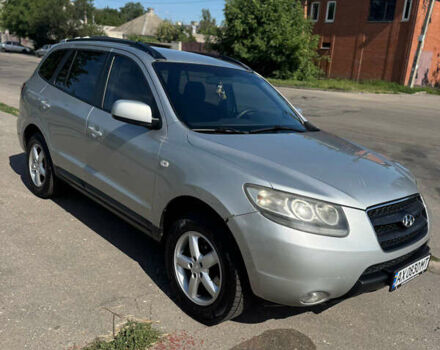 Серый Хендай Санта Фе, объемом двигателя 2.19 л и пробегом 230 тыс. км за 8600 $, фото 1 на Automoto.ua