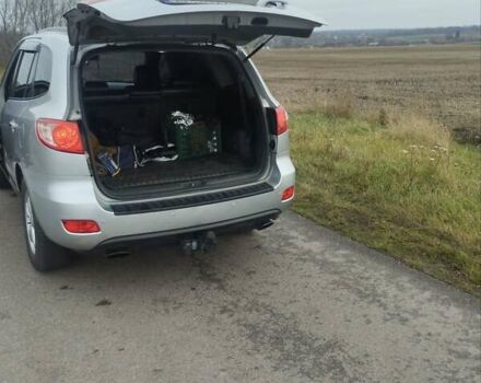 Серый Хендай Санта Фе, объемом двигателя 2.2 л и пробегом 297 тыс. км за 9299 $, фото 30 на Automoto.ua