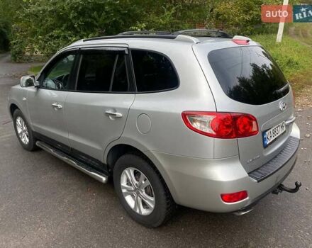 Серый Хендай Санта Фе, объемом двигателя 2.2 л и пробегом 182 тыс. км за 9450 $, фото 16 на Automoto.ua