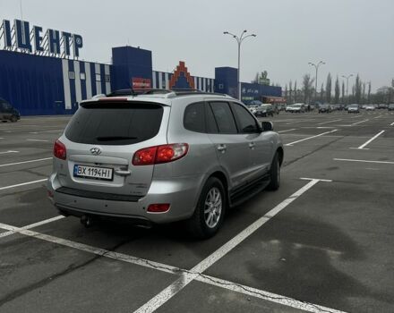 Серый Хендай Санта Фе, объемом двигателя 2.2 л и пробегом 326 тыс. км за 8800 $, фото 4 на Automoto.ua
