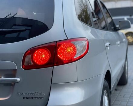 Серый Хендай Санта Фе, объемом двигателя 2.2 л и пробегом 337 тыс. км за 9300 $, фото 6 на Automoto.ua