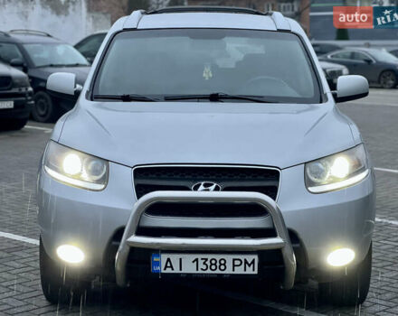 Серый Хендай Санта Фе, объемом двигателя 2.19 л и пробегом 260 тыс. км за 8950 $, фото 10 на Automoto.ua