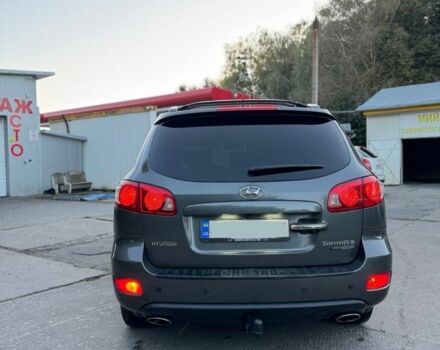 Серый Хендай Санта Фе, объемом двигателя 2.2 л и пробегом 320 тыс. км за 9800 $, фото 4 на Automoto.ua