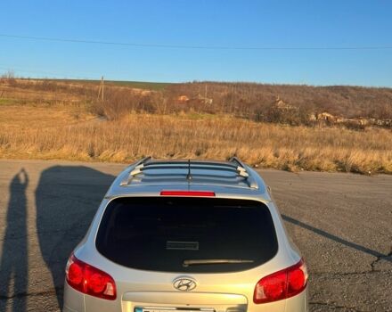 Серый Хендай Санта Фе, объемом двигателя 2.7 л и пробегом 210 тыс. км за 7800 $, фото 3 на Automoto.ua