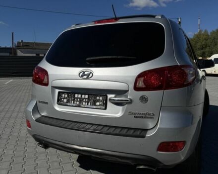 Серый Хендай Санта Фе, объемом двигателя 2.2 л и пробегом 284 тыс. км за 262 $, фото 3 на Automoto.ua
