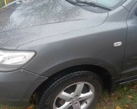 Серый Хендай Санта Фе, объемом двигателя 2.2 л и пробегом 261 тыс. км за 4500 $, фото 19 на Automoto.ua