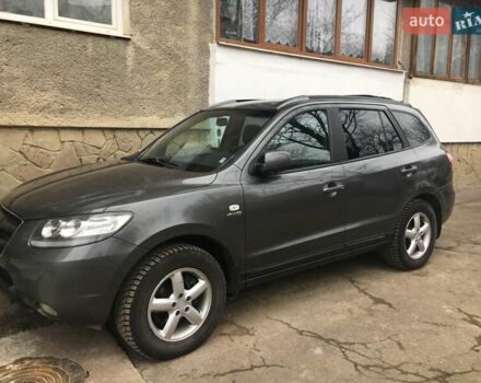 Сірий Хендай Санта Фе, об'ємом двигуна 2.2 л та пробігом 300 тис. км за 8500 $, фото 2 на Automoto.ua