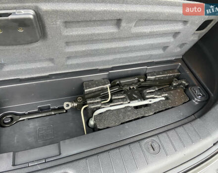 Сірий Хендай Санта Фе, об'ємом двигуна 2.19 л та пробігом 189 тис. км за 7950 $, фото 30 на Automoto.ua