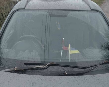 Серый Хендай Санта Фе, объемом двигателя 2.2 л и пробегом 261 тыс. км за 4500 $, фото 14 на Automoto.ua