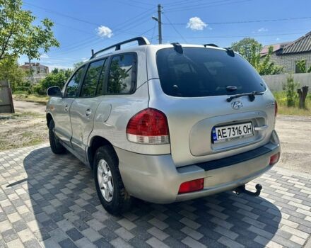 Серый Хендай Санта Фе, объемом двигателя 2 л и пробегом 123 тыс. км за 6555 $, фото 6 на Automoto.ua