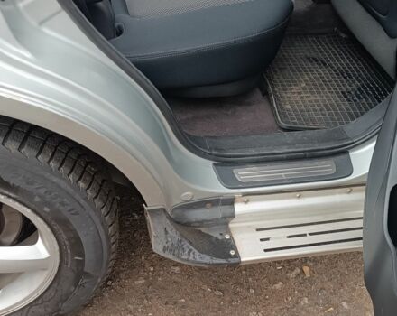 Серый Хендай Санта Фе, объемом двигателя 2 л и пробегом 290 тыс. км за 5000 $, фото 17 на Automoto.ua