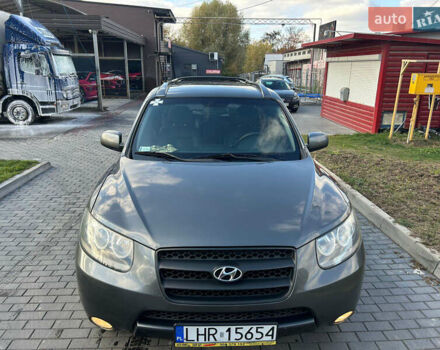 Серый Хендай Санта Фе, объемом двигателя 0 л и пробегом 300 тыс. км за 5500 $, фото 2 на Automoto.ua