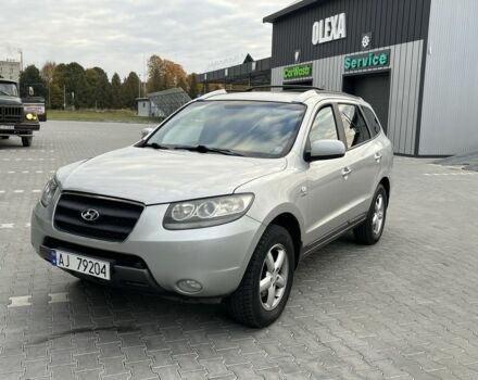 Серый Хендай Санта Фе, объемом двигателя 2.2 л и пробегом 270 тыс. км за 4800 $, фото 2 на Automoto.ua