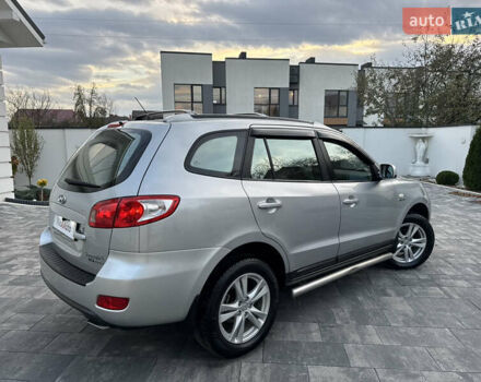 Сірий Хендай Санта Фе, об'ємом двигуна 2.7 л та пробігом 167 тис. км за 7850 $, фото 13 на Automoto.ua