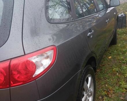 Серый Хендай Санта Фе, объемом двигателя 2.2 л и пробегом 261 тыс. км за 4500 $, фото 12 на Automoto.ua