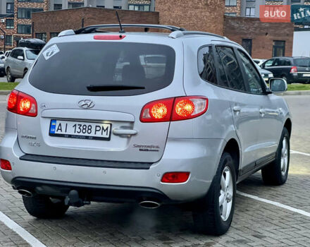 Серый Хендай Санта Фе, объемом двигателя 2.19 л и пробегом 260 тыс. км за 8950 $, фото 4 на Automoto.ua
