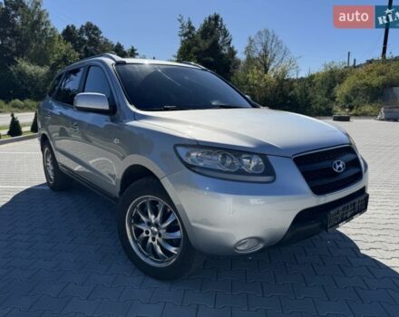 Серый Хендай Санта Фе, объемом двигателя 2.2 л и пробегом 284 тыс. км за 262 $, фото 2 на Automoto.ua