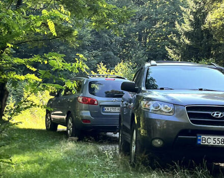 Сірий Хендай Санта Фе, об'ємом двигуна 2.19 л та пробігом 320 тис. км за 10000 $, фото 29 на Automoto.ua