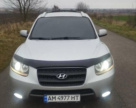 Серый Хендай Санта Фе, объемом двигателя 2.2 л и пробегом 297 тыс. км за 9299 $, фото 25 на Automoto.ua