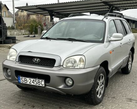 Сірий Хендай Санта Фе, об'ємом двигуна 2 л та пробігом 235 тис. км за 4000 $, фото 1 на Automoto.ua