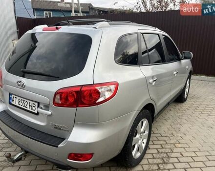 Сірий Хендай Санта Фе, об'ємом двигуна 2.2 л та пробігом 215 тис. км за 10100 $, фото 1 на Automoto.ua