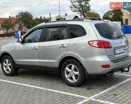 Серый Хендай Санта Фе, объемом двигателя 2.19 л и пробегом 276 тыс. км за 8550 $, фото 1 на Automoto.ua