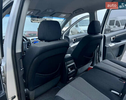 Серый Хендай Санта Фе, объемом двигателя 2.19 л и пробегом 260 тыс. км за 8950 $, фото 33 на Automoto.ua