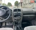 Серый Хендай Санта Фе, объемом двигателя 2 л и пробегом 320 тыс. км за 5999 $, фото 19 на Automoto.ua