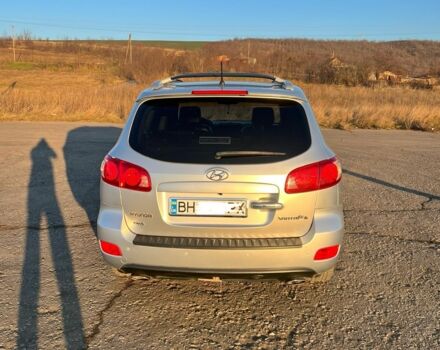 Серый Хендай Санта Фе, объемом двигателя 2.7 л и пробегом 210 тыс. км за 7800 $, фото 4 на Automoto.ua