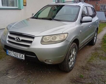 Серый Хендай Санта Фе, объемом двигателя 2.19 л и пробегом 323 тыс. км за 7990 $, фото 1 на Automoto.ua