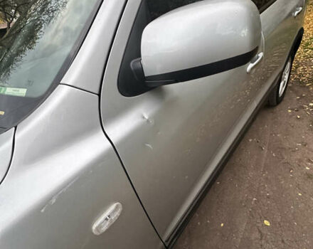 Серый Хендай Санта Фе, объемом двигателя 2.2 л и пробегом 340 тыс. км за 8300 $, фото 8 на Automoto.ua