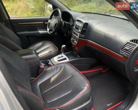 Серый Хендай Санта Фе, объемом двигателя 2.2 л и пробегом 182 тыс. км за 9450 $, фото 25 на Automoto.ua