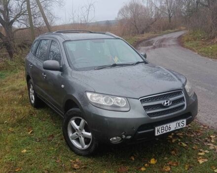 Серый Хендай Санта Фе, объемом двигателя 2.2 л и пробегом 261 тыс. км за 4500 $, фото 7 на Automoto.ua