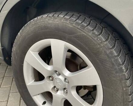 Хендай Санта Фе 2006 в Днепре (Днепропетровске) на Automoto.ua Серый Хендай Санта Фе, объемом двигателя 2.19 л и пробегом 342 тыс. км за 8500 $, фото 3 на Automoto.ua