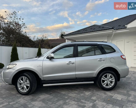 Сірий Хендай Санта Фе, об'ємом двигуна 2.7 л та пробігом 167 тис. км за 7850 $, фото 4 на Automoto.ua