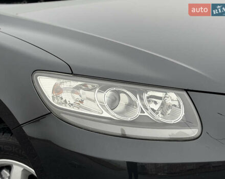 Серый Хендай Санта Фе, объемом двигателя 2.2 л и пробегом 232 тыс. км за 10555 $, фото 15 на Automoto.ua