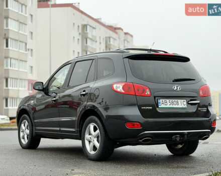 Серый Хендай Санта Фе, объемом двигателя 2.2 л и пробегом 232 тыс. км за 10555 $, фото 30 на Automoto.ua