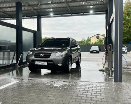 Сірий Хендай Санта Фе, об'ємом двигуна 2.19 л та пробігом 320 тис. км за 10000 $, фото 13 на Automoto.ua
